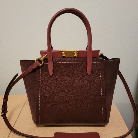 **SOLD**Coach Troupe tote in Vintage Mauve - Picture 2 of 4